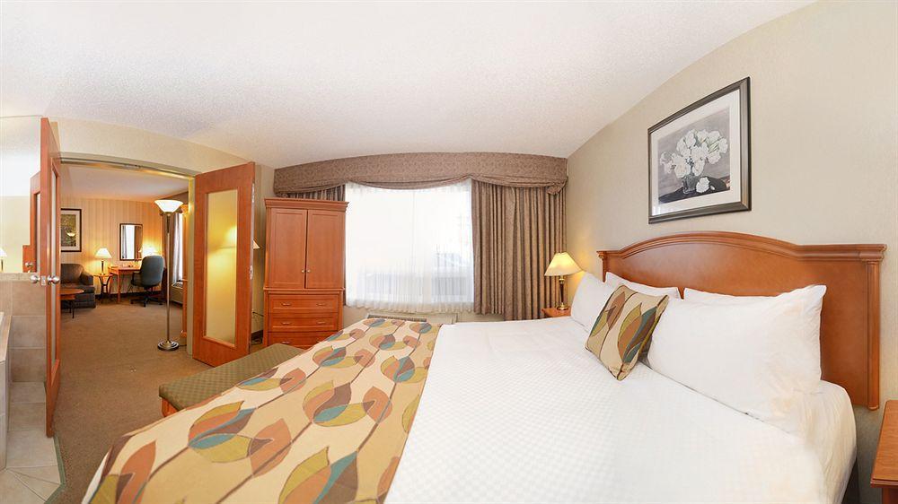 Best Western Plus Calgary Centre Inn Exterior foto