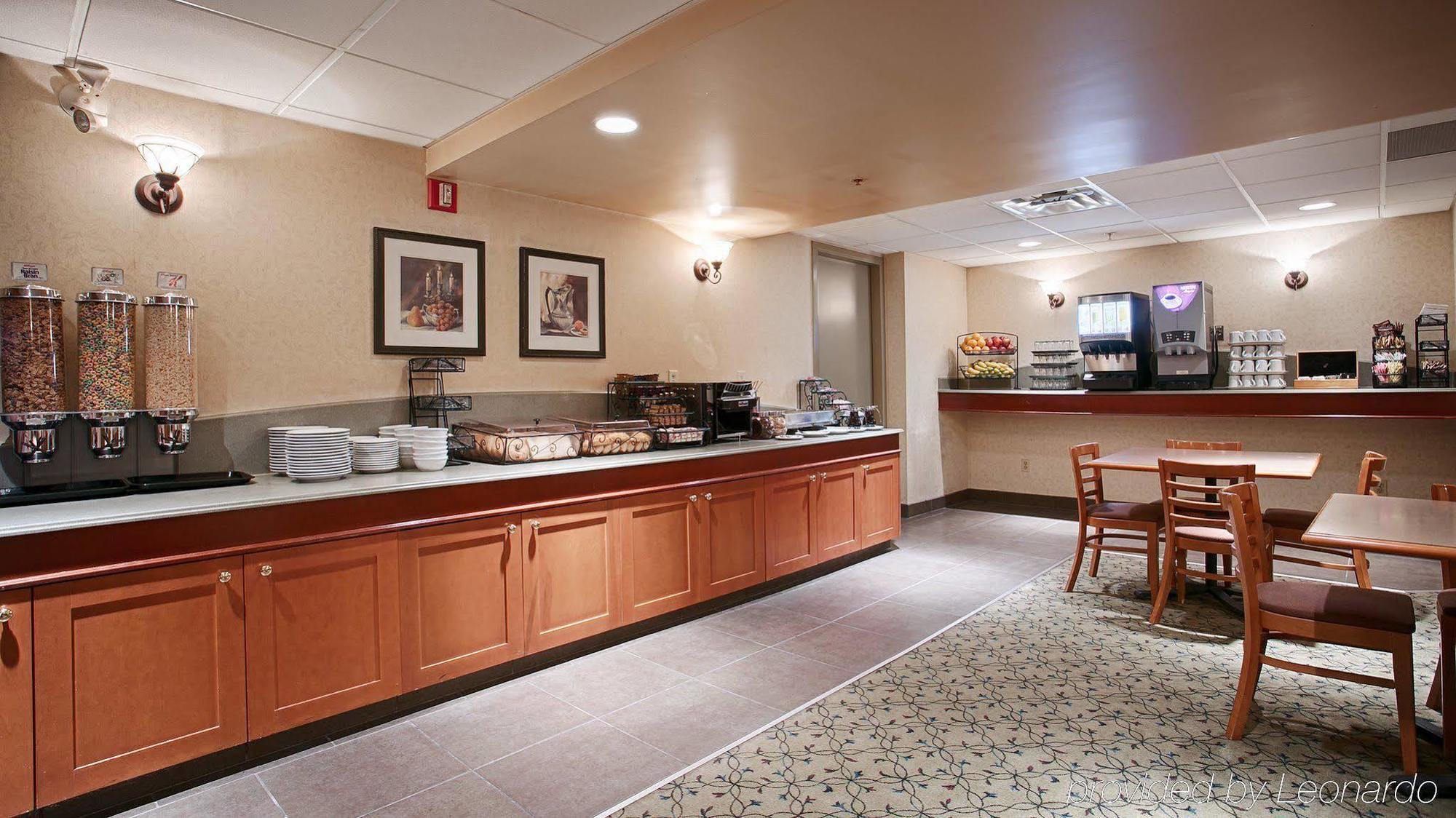 Best Western Plus Calgary Centre Inn Exterior foto